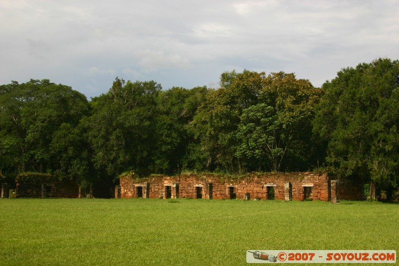 San Ignacio - Ruines Mission San Ignacio - Plaza
