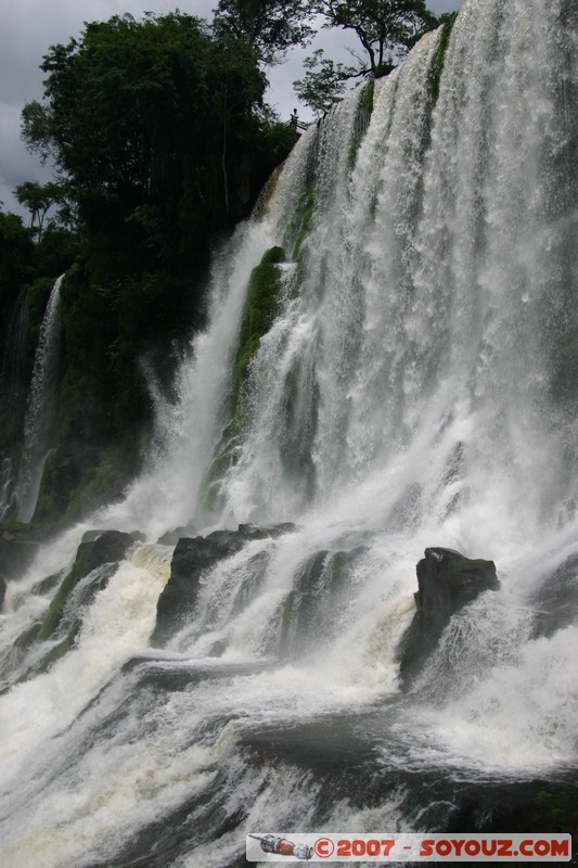 Cataratas del Iguazu - Salto Bossetti
Mots-clés: cascade