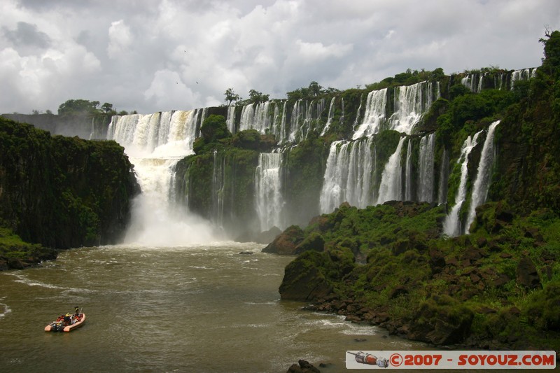 Cataratas del Iguazu - Salto San Martin, Salto Mbigua, Salto Bernabé Mendez
Mots-clés: cascade
