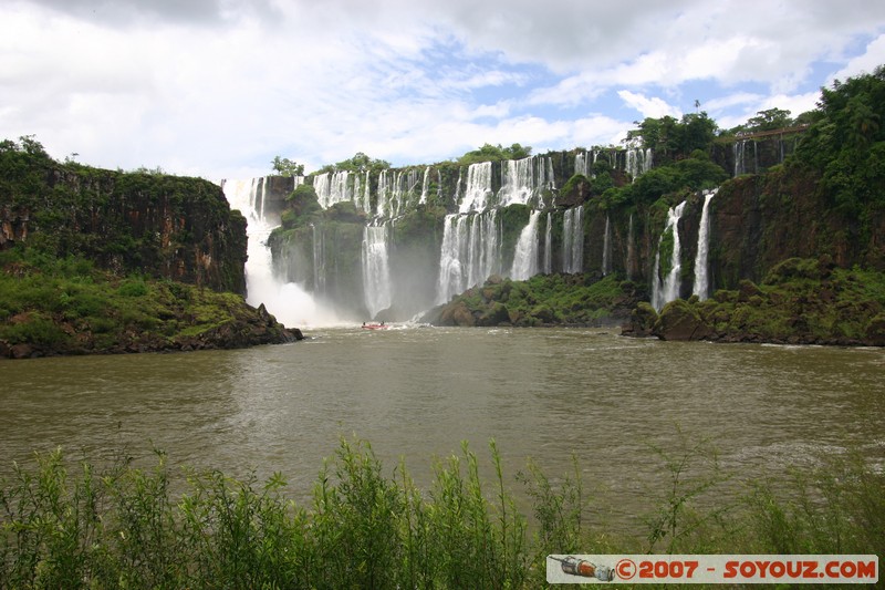 Cataratas del Iguazu - Salto San Martin, Salto Mbigua, Salto Bernabé Mendez
Mots-clés: cascade