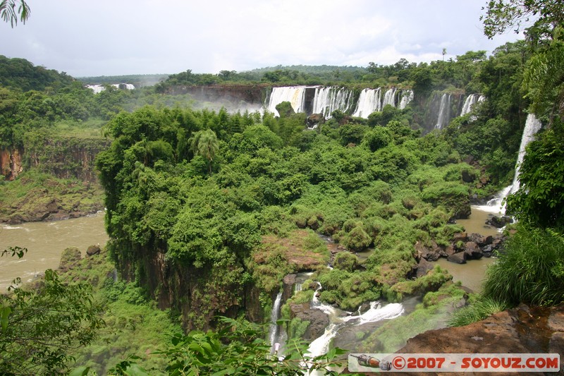 Cataratas del Iguazu - Salto San Martin, Salto Mbigua, Salto Bernabé Mendez
Mots-clés: cascade