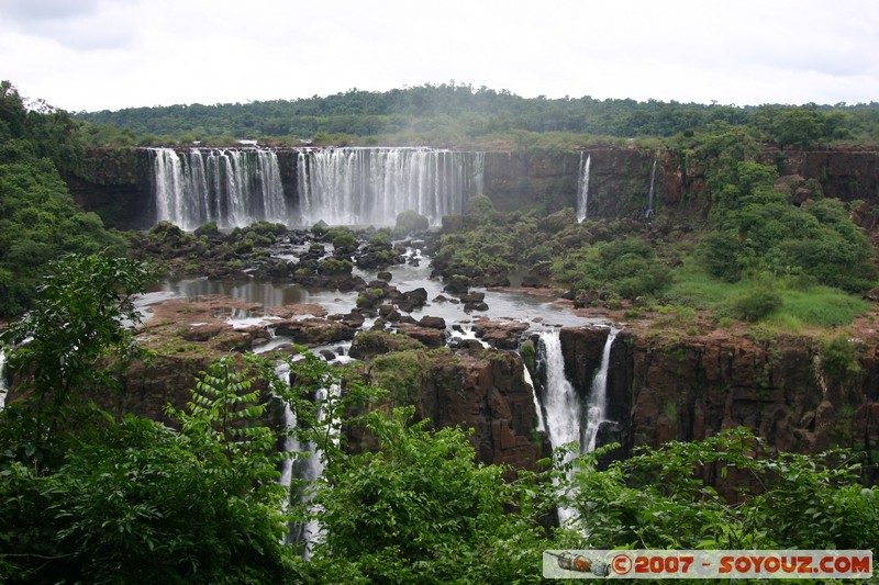 Brazil - Parque Nacional do Iguaçu - Salto Rivadavia, Salto tres Mosqueteros, Salto dos Mosqueteros
Mots-clés: cascade