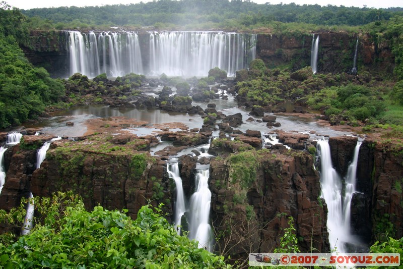 Brazil - Parque Nacional do Iguaçu - Salto Rivadavia, Salto tres Mosqueteros, Salto dos Mosqueteros
Mots-clés: cascade