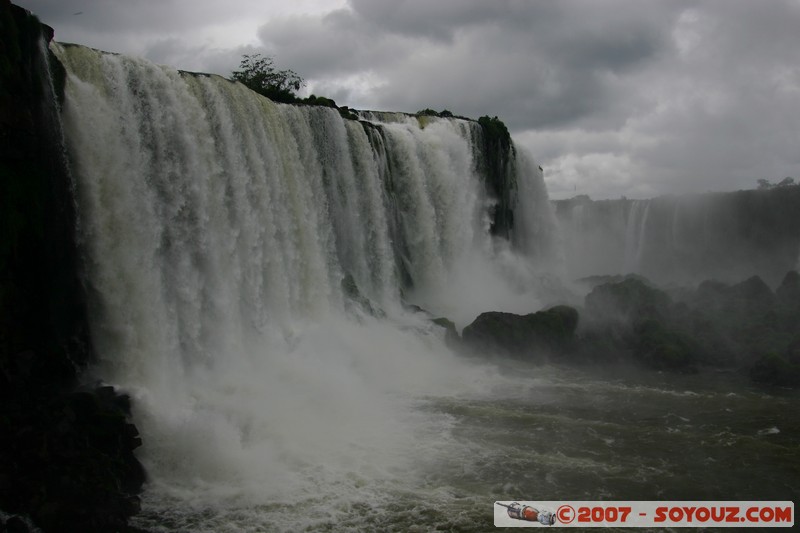 Brazil - Parque Nacional do Iguaçu - Salto Floriano
Mots-clés: cascade