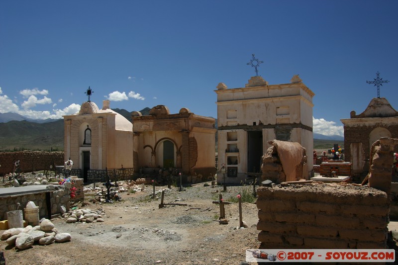 Cachi - cimetière
