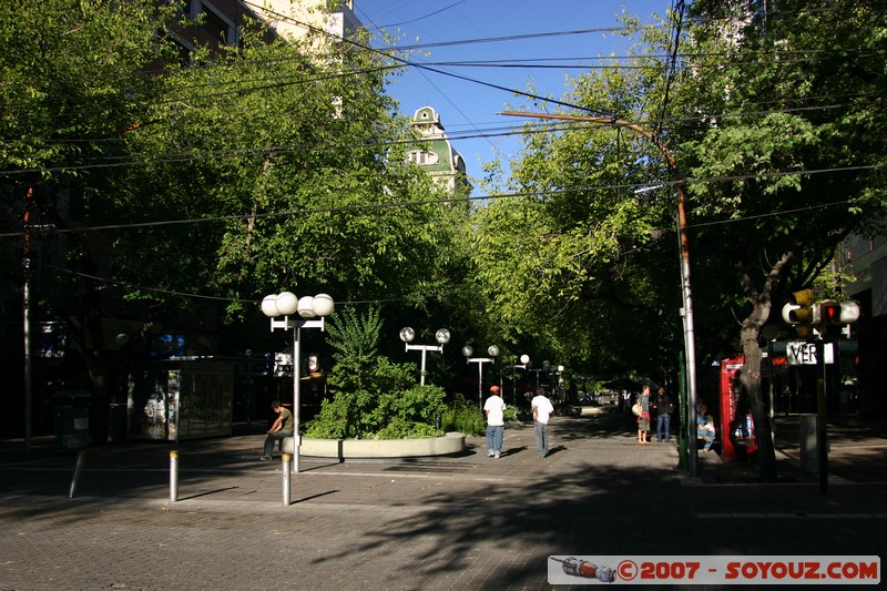 Mendoza - Av Sarmiento
