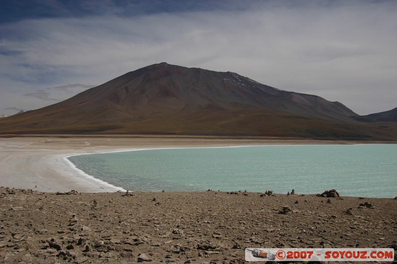 Laguna Verde et volcan Juriques
