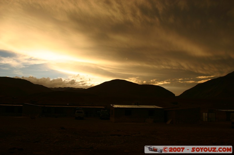 Couché de Soleil sur Huayllajara Hostal Altiplano
Mots-clés: sunset