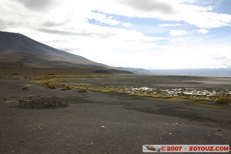 Refugio Laguna Colorada
