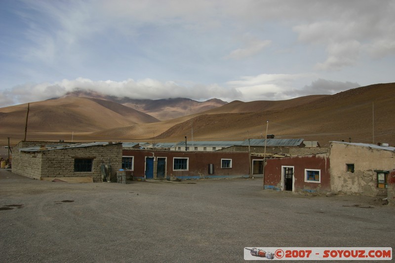 Refugio Laguna Colorada
