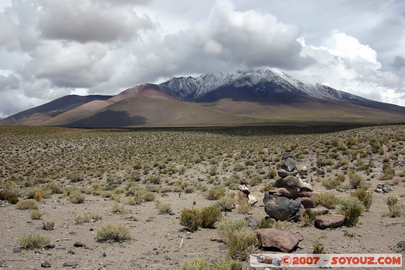 Salar Chiguana - Cerro Chiguana
