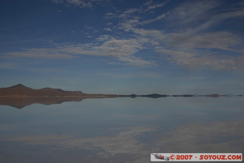 Salar de Uyuni- reflets sur le Salar pendant la saison des pluies
