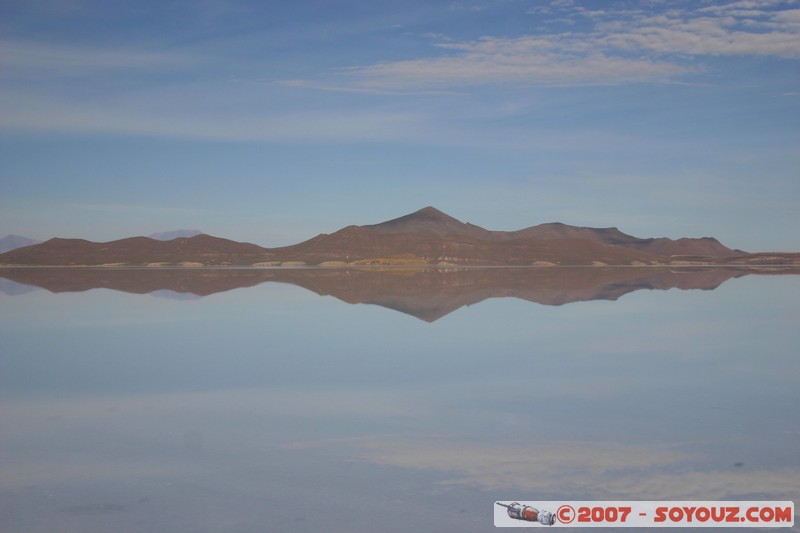 Salar de Uyuni- reflets sur le Salar pendant la saison des pluies
