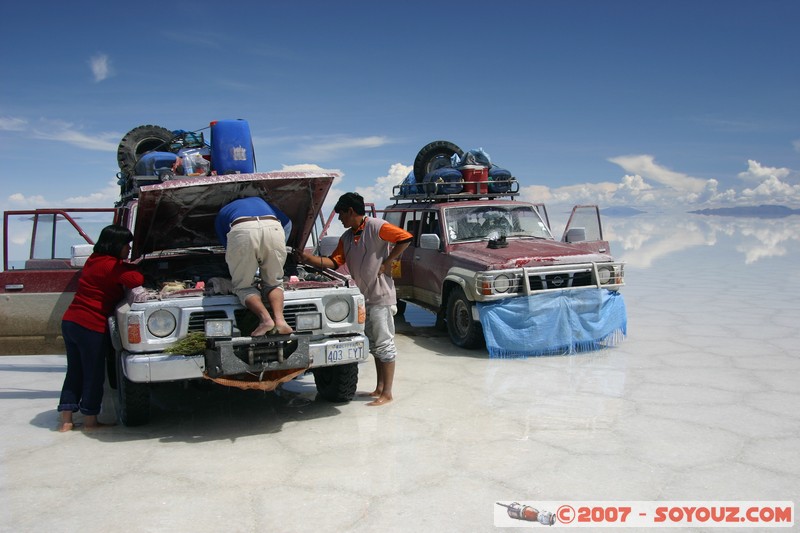 Salar de Uyuni
problèmes mécaniques due à l'eau salée
