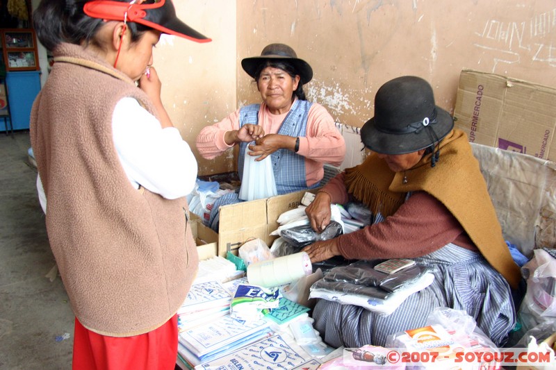 Uyuni - marché central
Mots-clés: personnes March