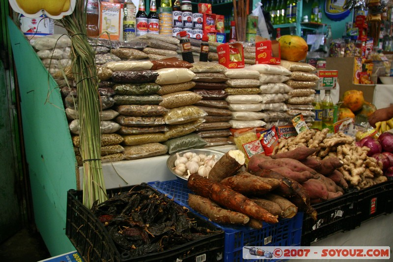 Mercado Vega Central
Mots-clés: March