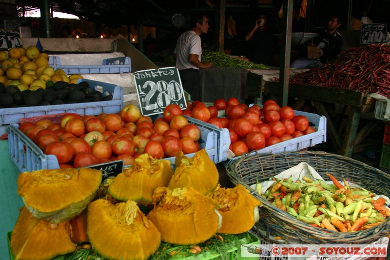 Mercado Vega Central
Mots-clés: March