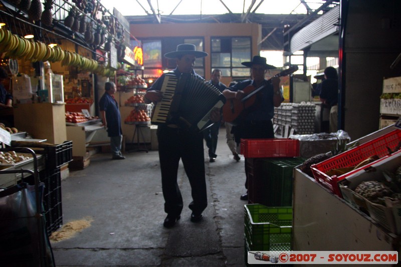 Mercado Vega Central
Mots-clés: March