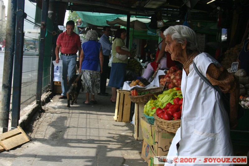 Mercado Vega Central
Mots-clés: March