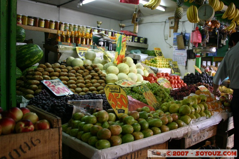 Mercado Vega Central
Mots-clés: March