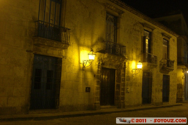 La Habana Vieja de noche - Plaza de la Catedral
Mots-clés: Ciudad de La Habana CUB Cuba geo:lat=23.14087793 geo:lon=-82.35164344 geotagged Nuit La Habana Vieja patrimoine unesco Plaza de la Catedra