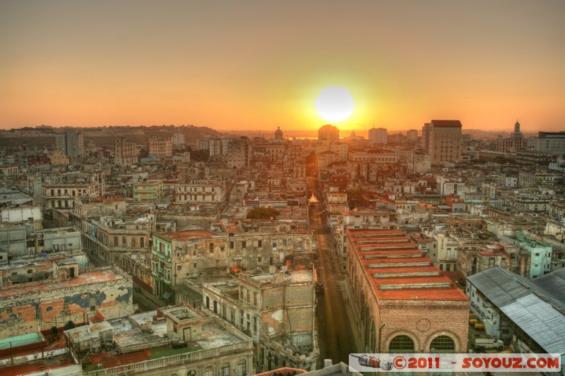La Havane - Salida del Sol
Mots-clés: Centro Habana Ciudad de La Habana CUB Cuba geo:lat=23.14222458 geo:lon=-82.36339688 geotagged sunset Hdr