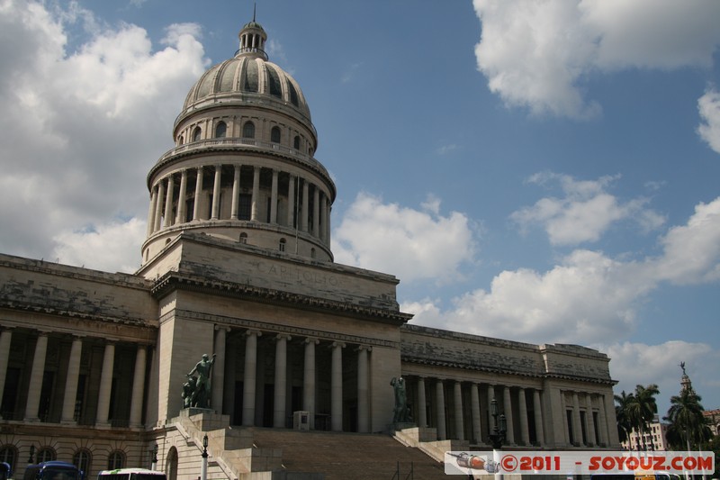 La Habana Vieja - Capitolio Nacional
Mots-clés: Centro Habana Ciudad de La Habana CUB Cuba geo:lat=23.13505994 geo:lon=-82.35892447 geotagged Capitolio Nacional