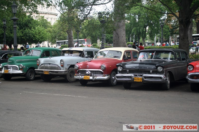 Centro Habana - Parque de la Fraternidad - Maquina
Mots-clés: Centro Habana Ciudad de La Habana CUB Cuba geo:lat=23.13322888 geo:lon=-82.36061221 geotagged Parque de la Fraternidad maquina voiture