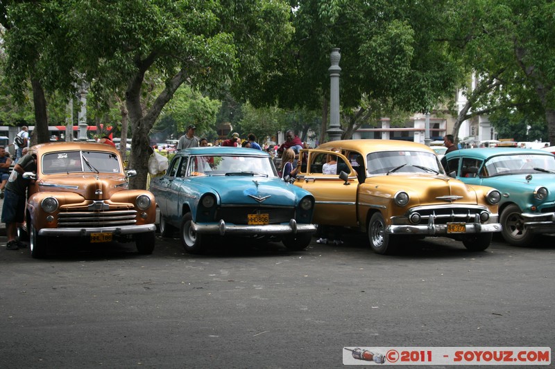 Centro Habana - Parque de la Fraternidad - Maquina
Mots-clés: Centro Habana Ciudad de La Habana CUB Cuba geo:lat=23.13206331 geo:lon=-82.36057816 geotagged Parque de la Fraternidad maquina voiture
