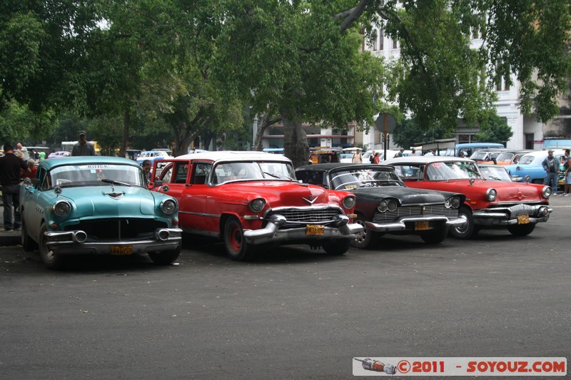 Centro Habana - Parque de la Fraternidad - Maquina
Mots-clés: Centro Habana Ciudad de La Habana CUB Cuba geo:lat=23.13203906 geo:lon=-82.36057666 geotagged Parque de la Fraternidad maquina voiture