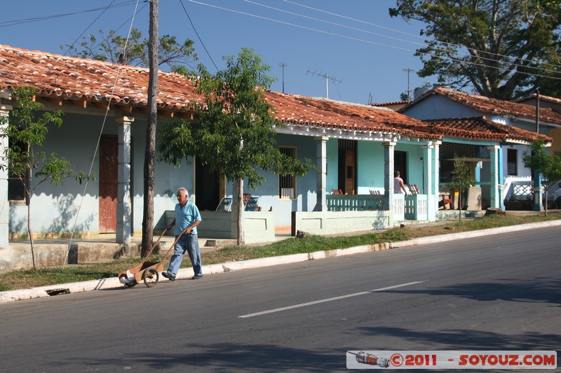 Vinales
Mots-clés: CUB Cuba geo:lat=22.61501117 geo:lon=-83.71088505 geotagged Pinar del RÃ­o ViÃ±ales