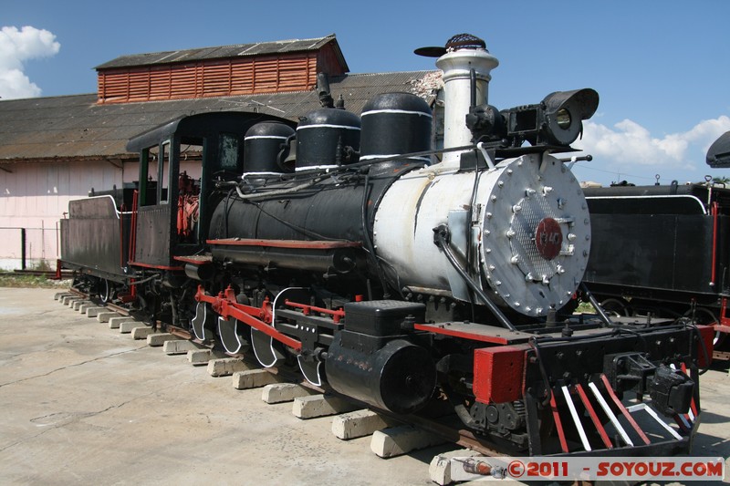 Cienfuegos - Reparto Pueblo Nuevo - Locomotora
Mots-clés: Cienfuegos CUB Cuba geo:lat=22.14550223 geo:lon=-80.45712547 geotagged Punta Gorda Trains