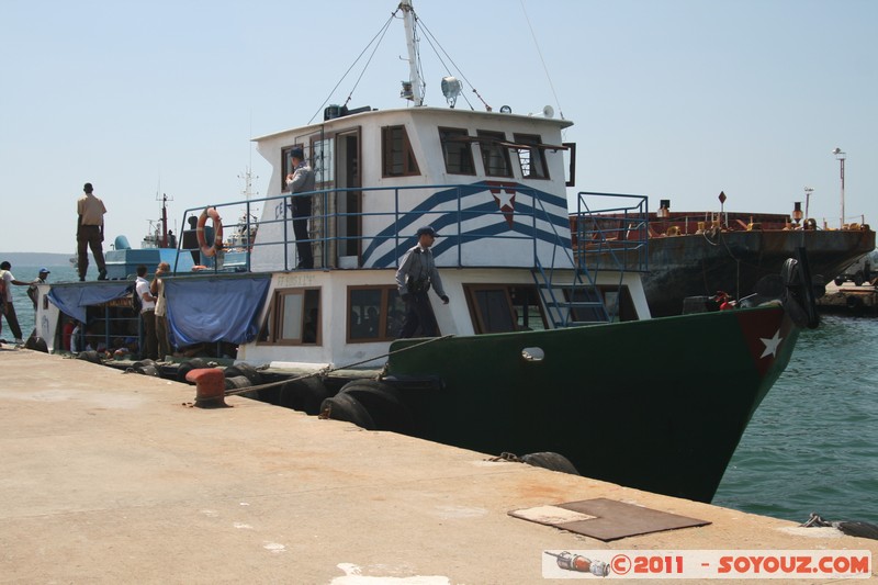 Cienfuegos - Reparto Pueblo Nuevo - Barco
Mots-clés: Cienfuegos CUB Cuba geo:lat=22.14169399 geo:lon=-80.45484978 geotagged Punta Gorda bateau