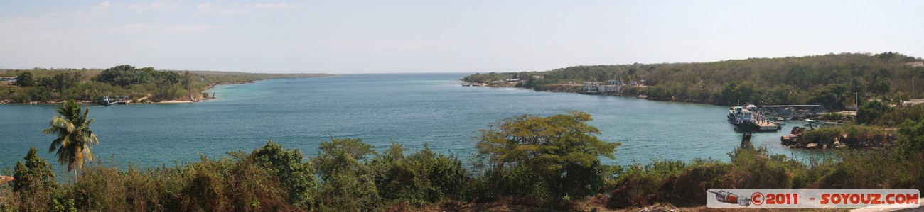 Cienfuegos - Vista de la fortaleza de Jagua - panorama
Mots-clés: panorama mer