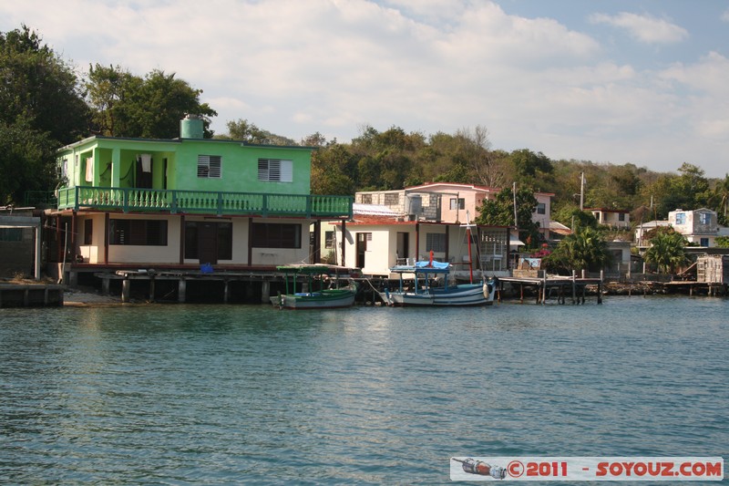 Cienfuegos - Perche - Vista del pueblo
Mots-clés: Cienfuegos CUB Cuba geo:lat=22.06767733 geo:lon=-80.46081693 geotagged Pasacaballos mer