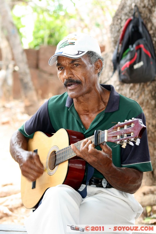 Trinidad - Banda Sorpresa Trinitaria
Mots-clés: CUB Cuba geo:lat=21.80525244 geo:lon=-79.98518811 geotagged Trinidad Sancti SpÃ­ritus musique personnes Sorpresa Trinitaria