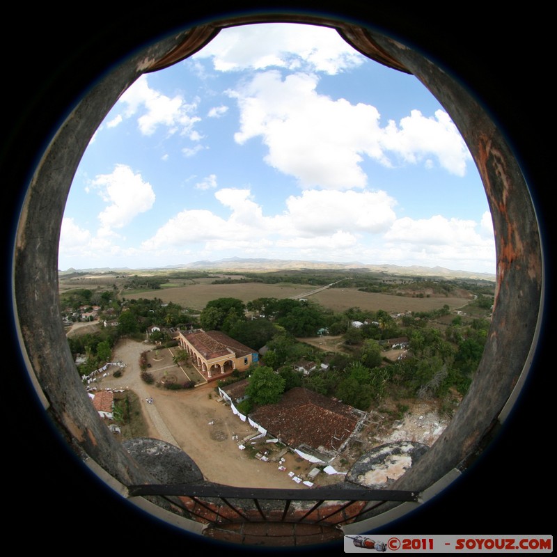 Valle de los Ingenios - Panorama desde la Torre Iznaga
Mots-clés: CUB Cuba geo:lat=21.84239566 geo:lon=-79.86652324 geotagged Iznaga Sancti SpÃ­ritus patrimoine unesco Fish eye
