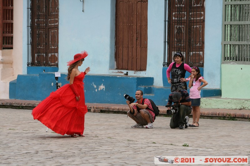 Camaguey - Plaza San Juan de Dios - Quinceañera
Mots-clés: CamagÃ¼ey CUB Cuba geo:lat=21.37632706 geo:lon=-77.91781445 geotagged personnes