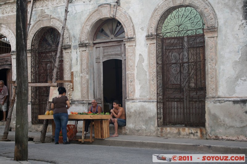 Camaguey - Calle General Gomez
Mots-clés: CUB Cuba geo:lat=21.38225387 geo:lon=-77.92078653 geotagged patrimoine unesco Marche