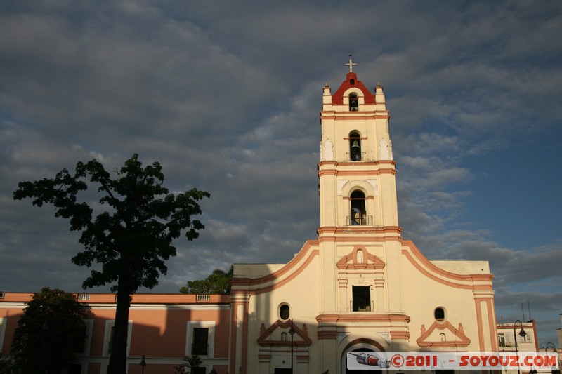 Camaguey - Plaza de los trabajadores - Iglesia de la Merced
Mots-clés: CUB Cuba geo:lat=21.38207770 geo:lon=-77.91886383 geotagged patrimoine unesco sunset Eglise