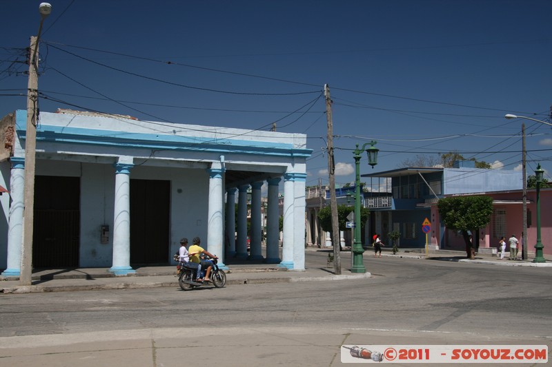 Camaguey
Mots-clés: CamagÃ¼ey CUB Cuba geo:lat=21.37083037 geo:lon=-77.90839490 geotagged La Moncloa