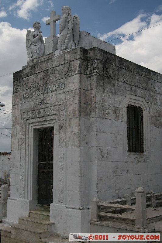 Cementerio de Camaguey
Mots-clés: CUB Cuba geo:lat=21.37588206 geo:lon=-77.92526697 geotagged cimetiere