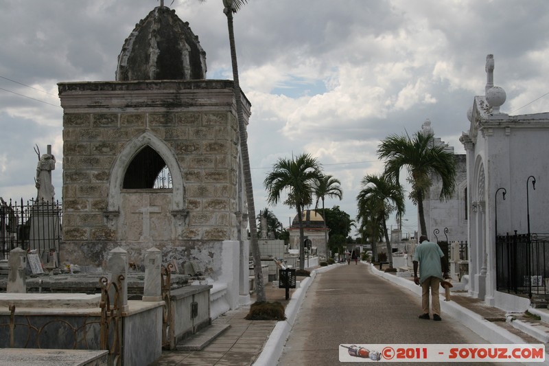 Cementerio de Camaguey
Mots-clés: CUB Cuba geo:lat=21.37601192 geo:lon=-77.92505571 geotagged cimetiere