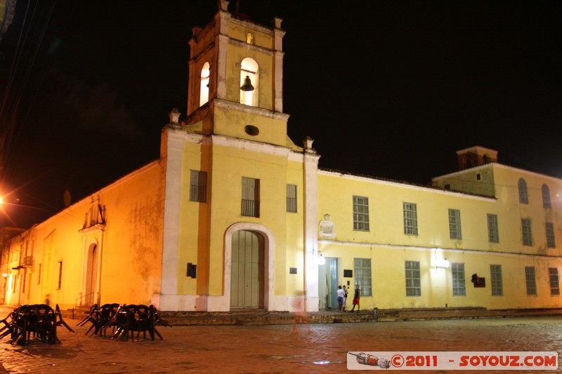 Camaguey de noche - Plaza y Iglesia San Juan de Dios
Mots-clés: CamagÃ¼ey CUB Cuba geo:lat=21.37599507 geo:lon=-77.91812360 geotagged patrimoine unesco Nuit Eglise