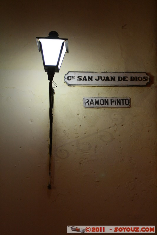 Camaguey de noche - Plaza San Juan de Dios
Mots-clés: CamagÃ¼ey CUB Cuba geo:lat=21.37599507 geo:lon=-77.91812360 geotagged patrimoine unesco Nuit