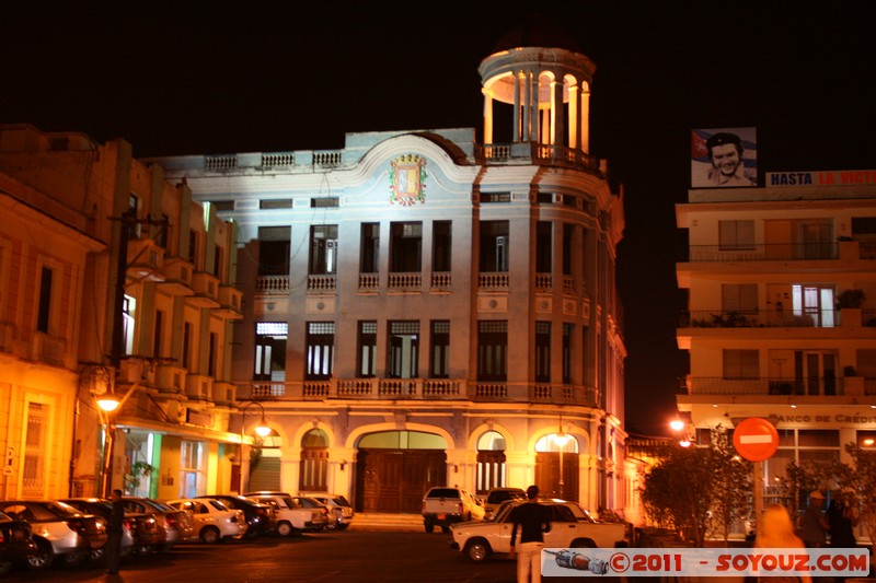 Camaguey de noche - Plaza de los trabajadores
Mots-clés: CamagÃ¼ey CUB Cuba geo:lat=21.38209681 geo:lon=-77.91864932 geotagged patrimoine unesco Nuit