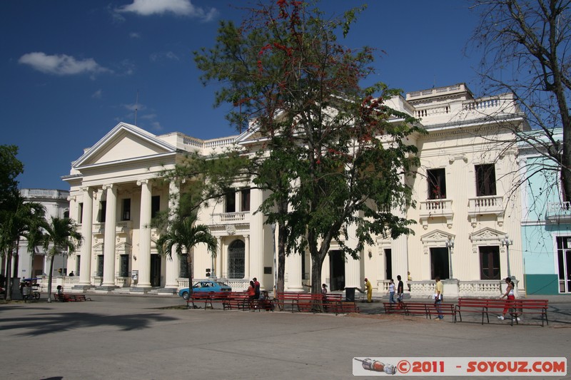 Santa Clara - Parque Vidal - Biblioteca Marti
Mots-clés: CUB Cuba geo:lat=22.40649956 geo:lon=-79.96507566 geotagged Santa Clara Villa Clara