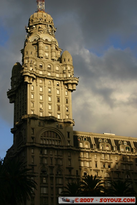 Palacio Salvo
