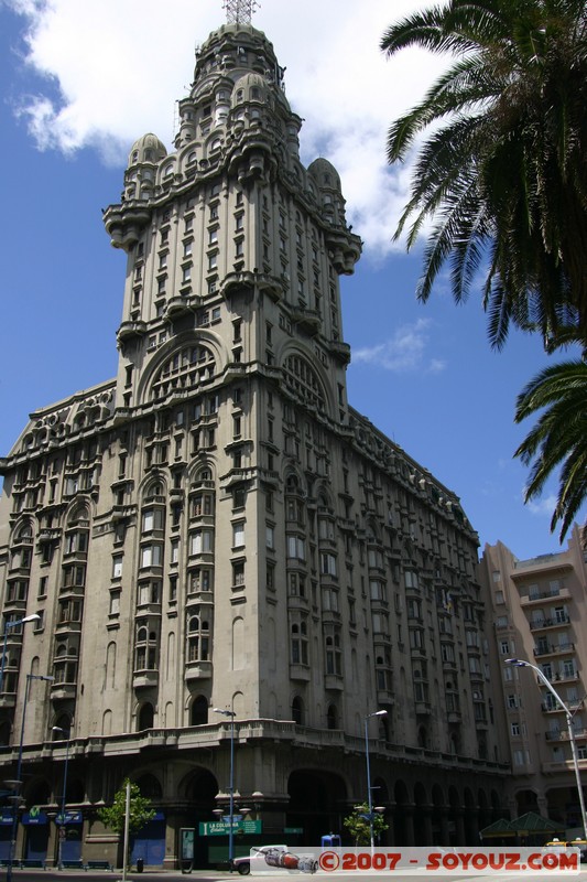 Palacio Salvo
