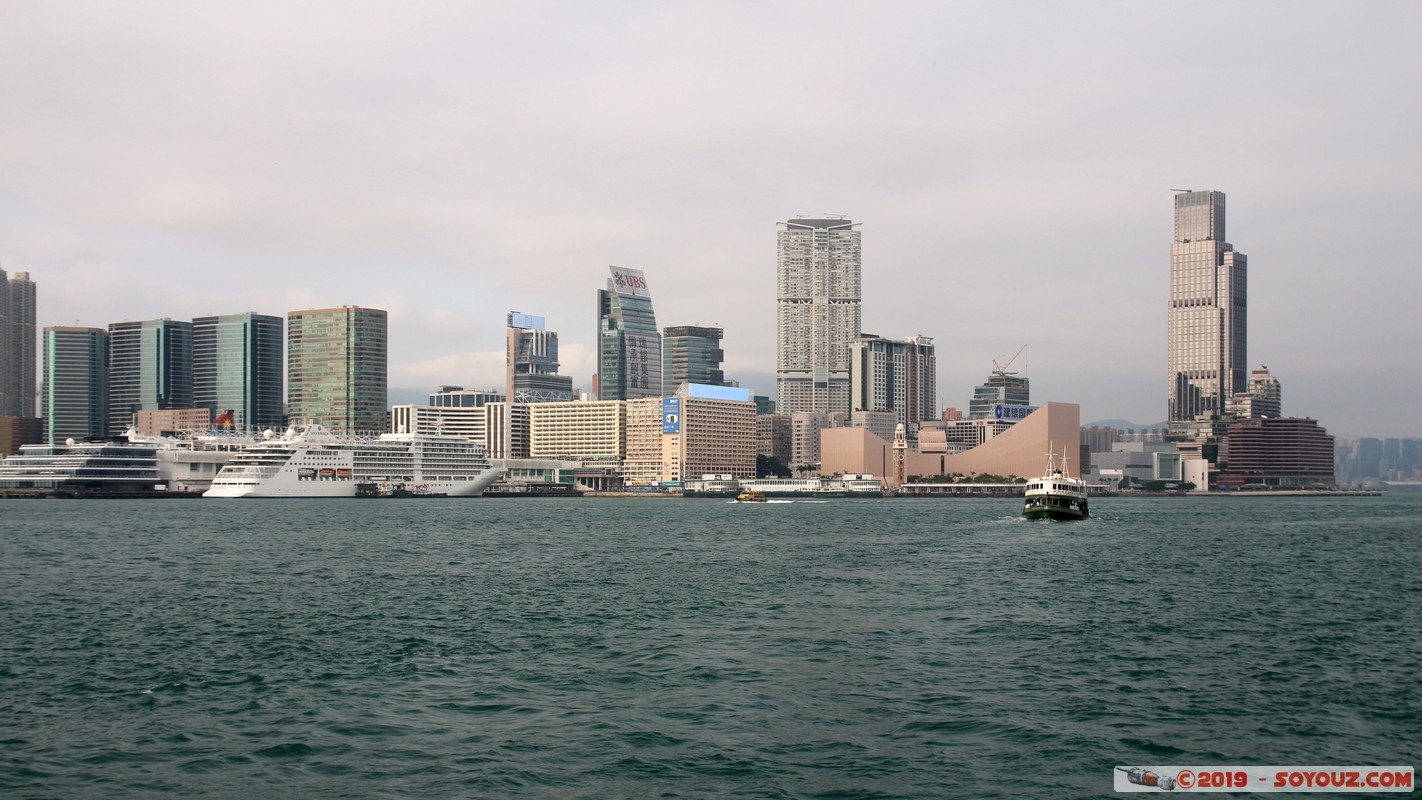 Hong Kong - Victoria Harbour and Kowloon
Mots-clés: Central Central and Western geo:lat=22.28752750 geo:lon=114.16125417 geotagged HKG Hong Kong Victoria Harbour